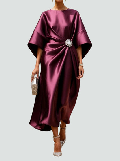 Satin Midikjole Dame – Elegant Bryllupsgæst Kjole med Bateau Hals