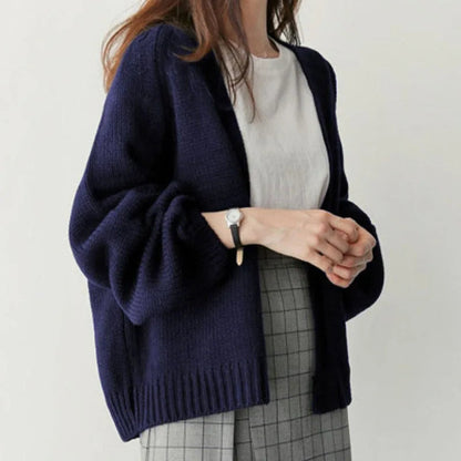 Strik Cardigan Dame – Beige Lounge Cardigan med Oversized Ærmer