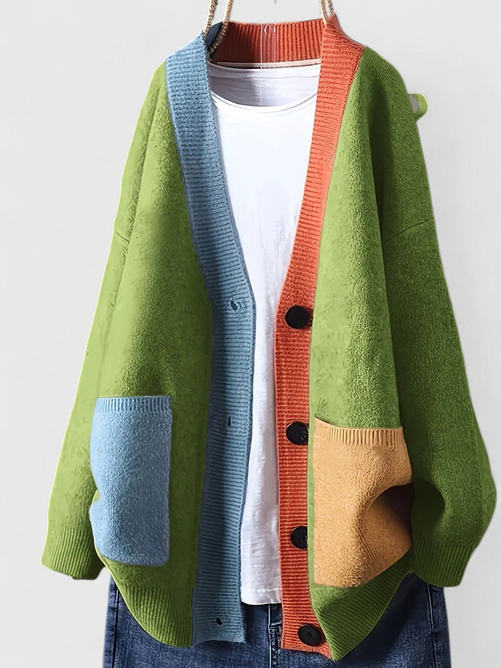 Cardigan Dame – Strikcardigan med klassisk design til hverdag, arbejde og lag-på-lag i Beige og Grøn – Jaynellee
