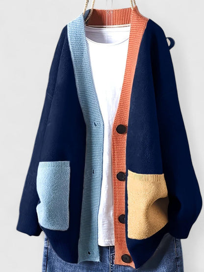 Cardigan Dame – Strikcardigan med klassisk design til hverdag, arbejde og lag-på-lag i Beige og Grøn – Jaynellee