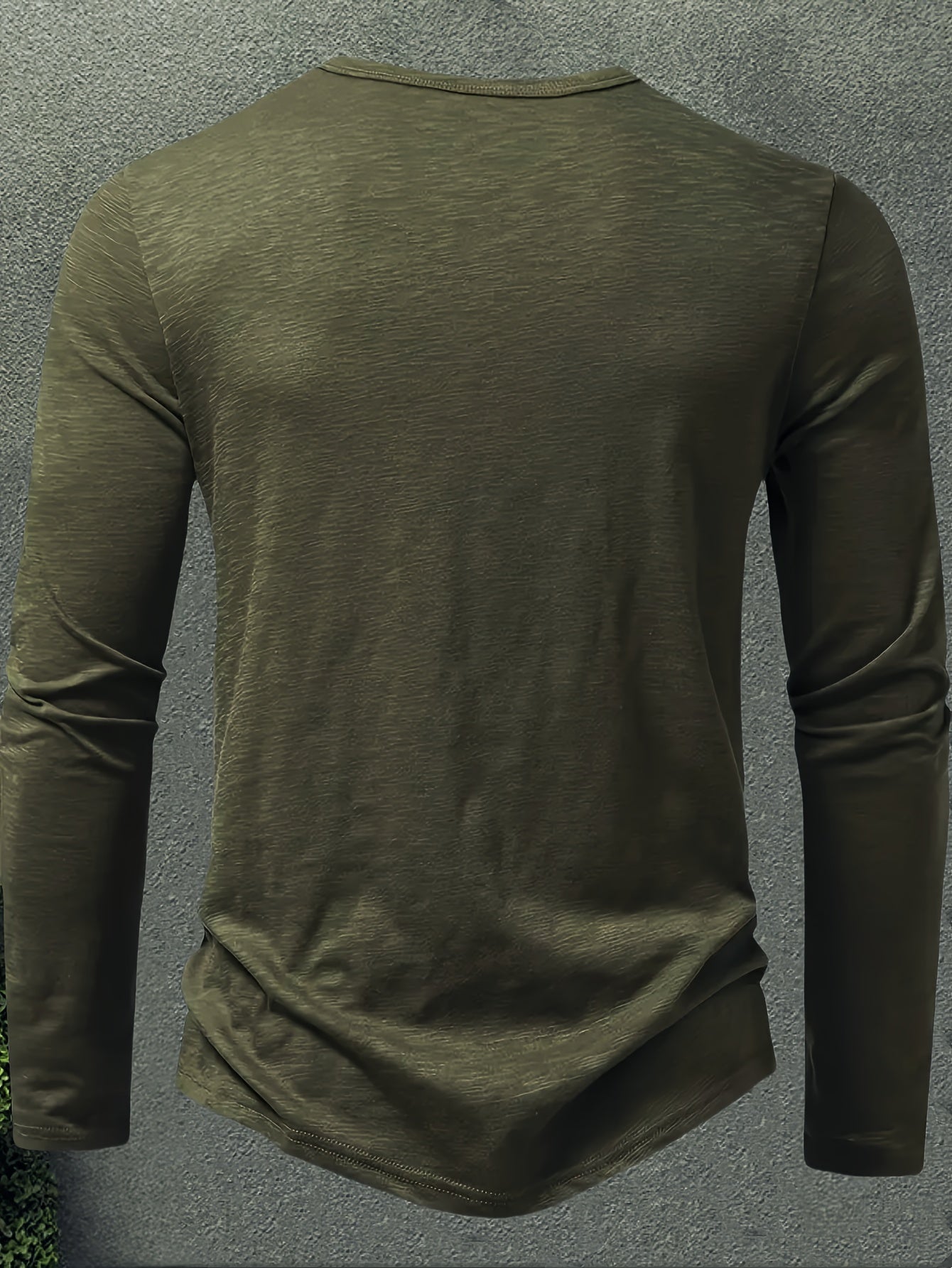 Henley Trøje Herre – Langærmet henley med klassisk design til hverdag, arbejde og lag-på-lag i Militærgrøn og Khaki – Dalton