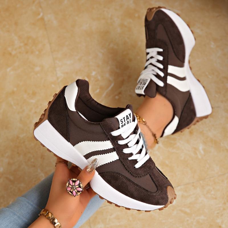 Grace | Afslappede Retro Dame Sneakers med Ruskindpaneler