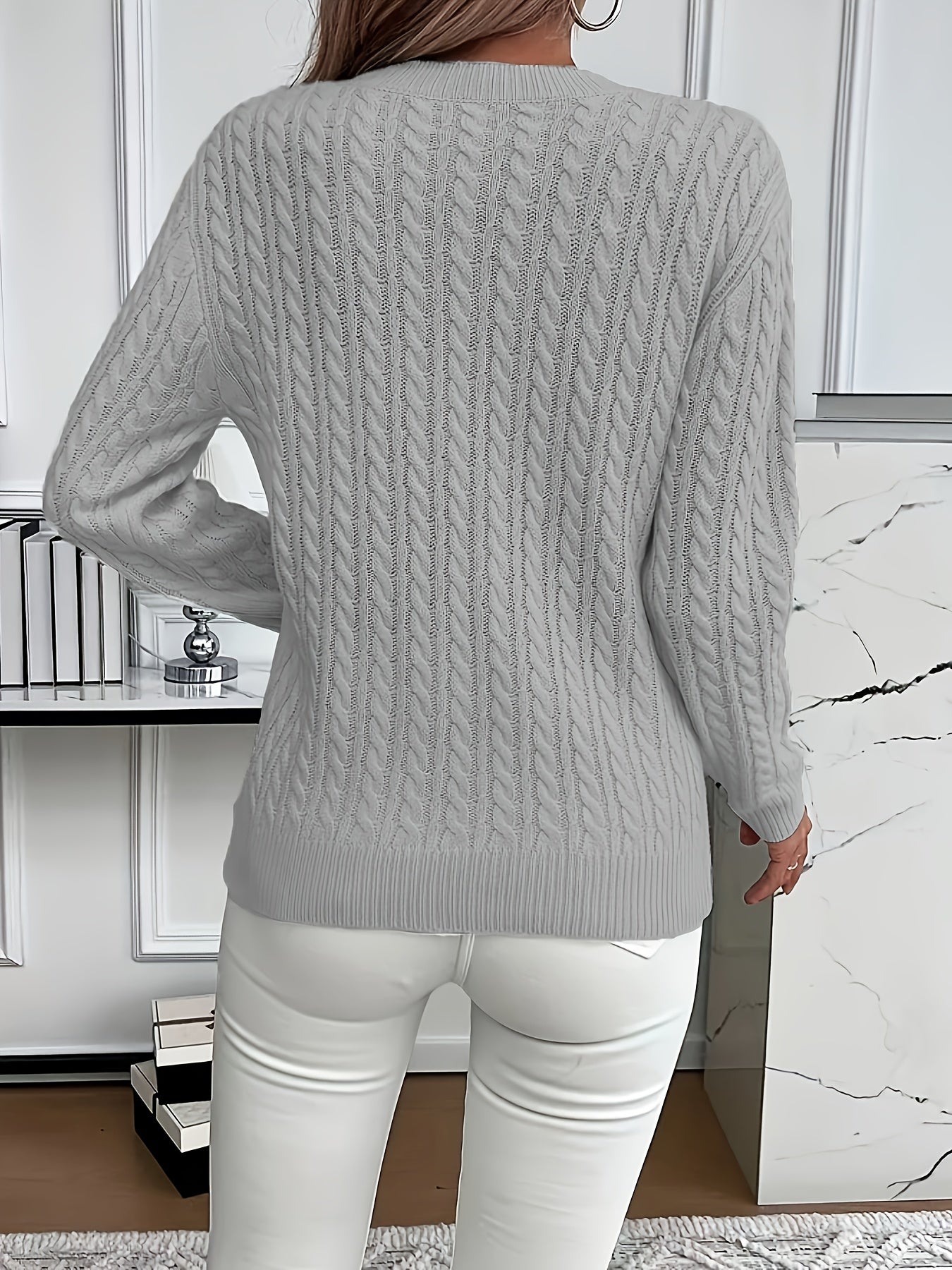 Striktrøje Dame – Pullover med kabelstrik og rund hals til hverdag, arbejde og lag-på-lag