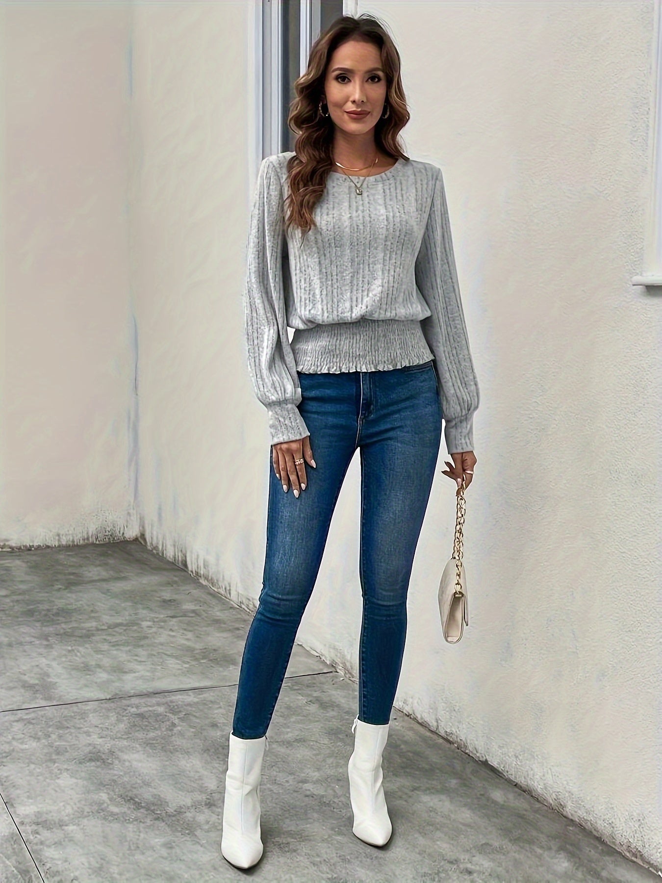 Ribbet Top Dame – Langærmet Bluse med Smockkant