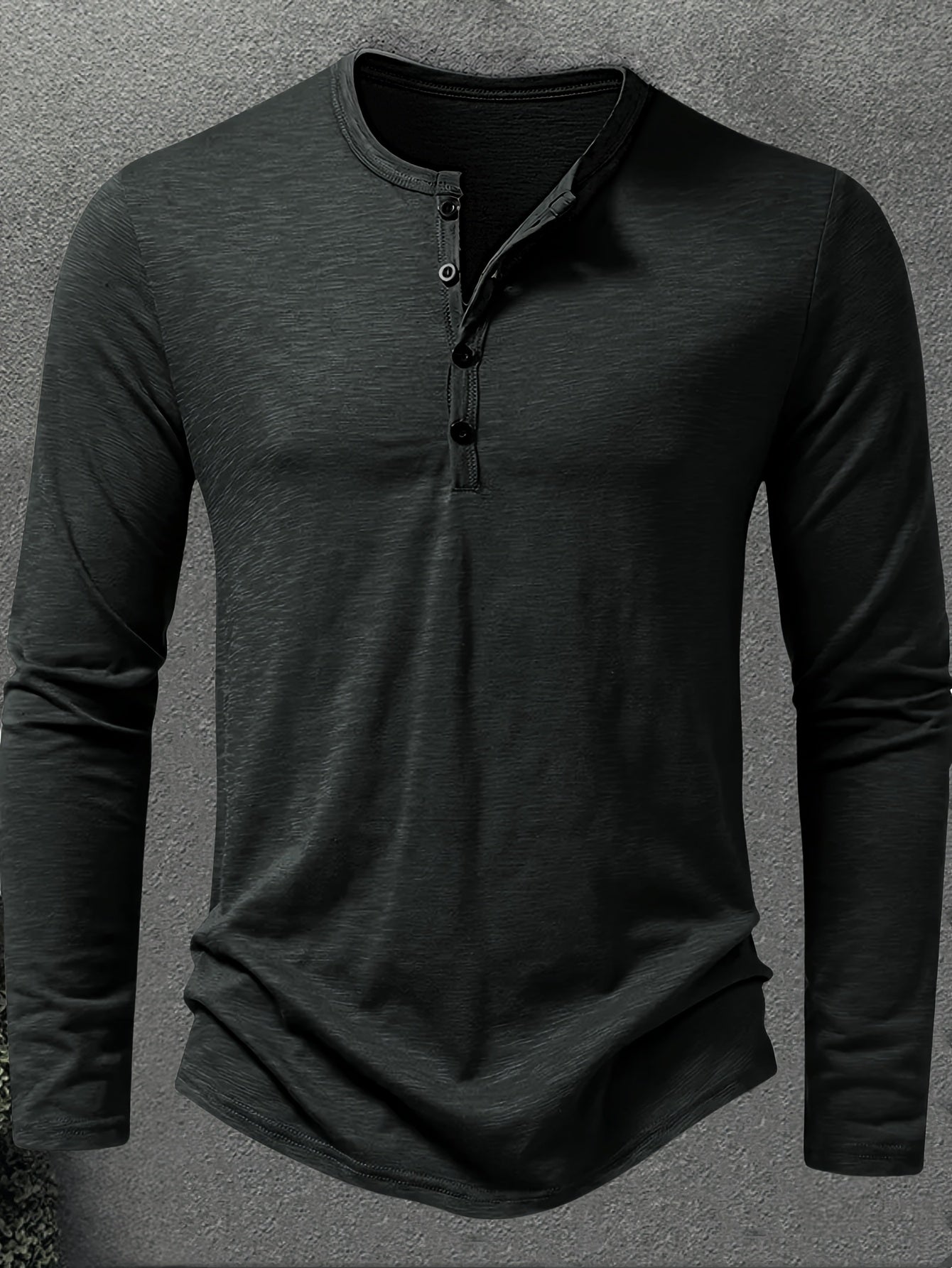 Henley Trøje Herre – Langærmet henley med klassisk design til hverdag, arbejde og lag-på-lag i Militærgrøn og Khaki – Dalton