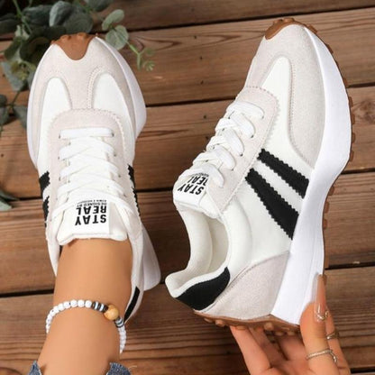Grace | Afslappede Retro Dame Sneakers med Ruskindpaneler