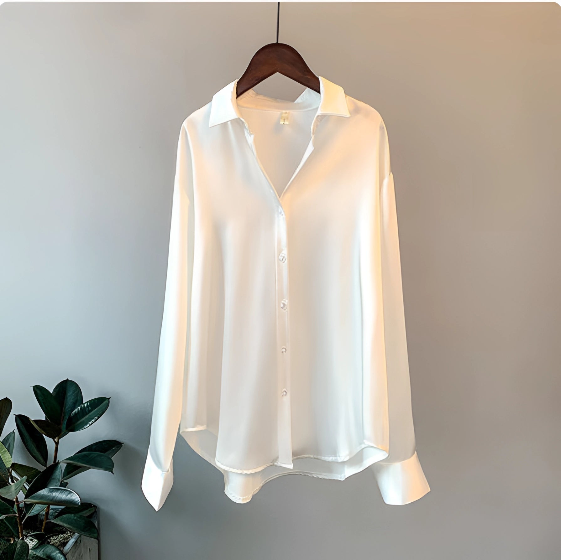 Satin Bluse Dame – Elegant Skjortebluse med Knapper