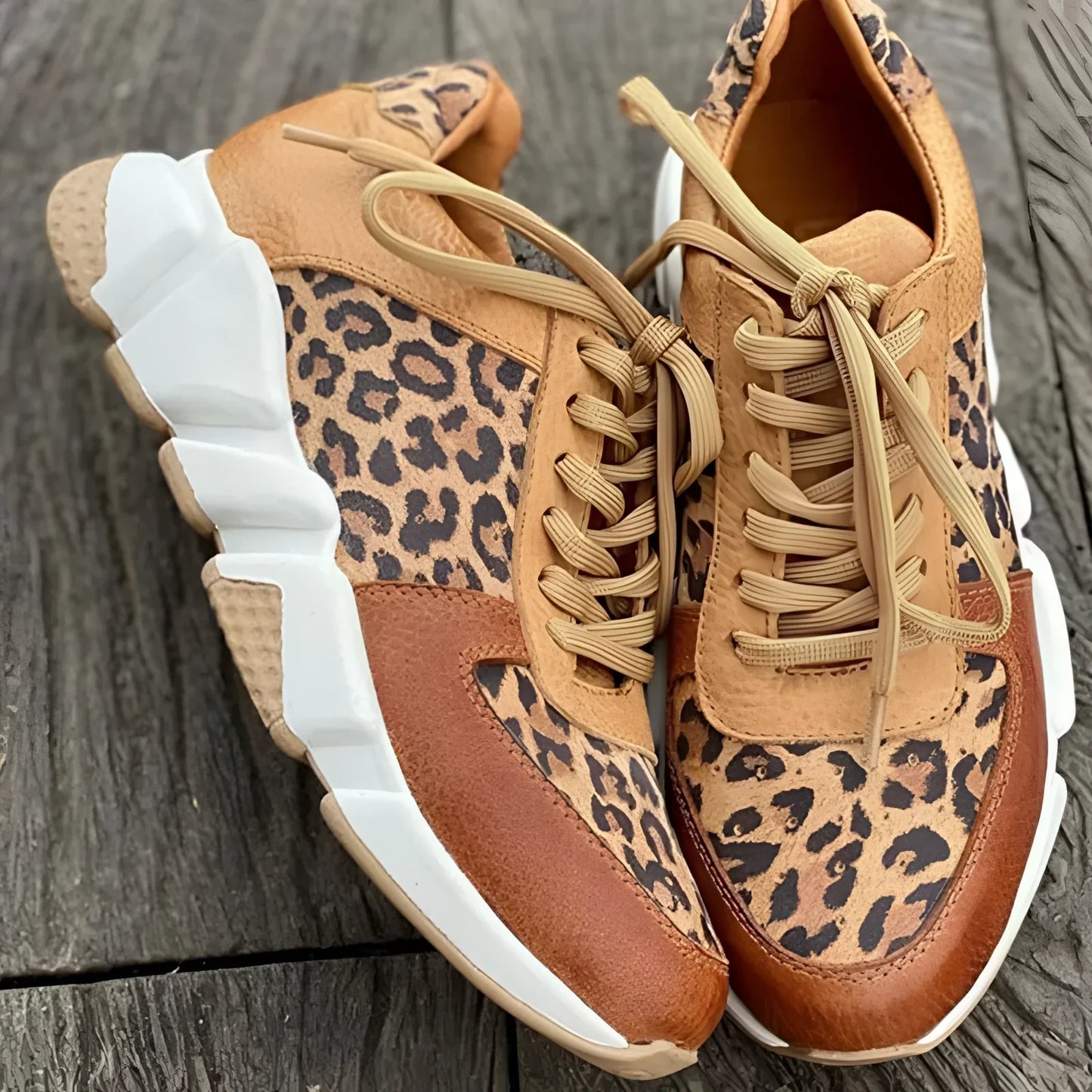 Leopard Sneakers Dame – Sneakers med Kraftig Sål og Leopardprint