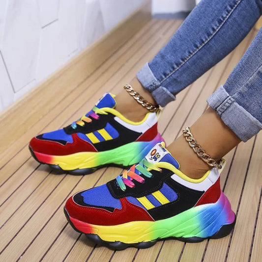 Farverige platform sneakers til dame med regnbuedetaljer