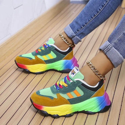 Farverige platform sneakers til dame med regnbuedetaljer