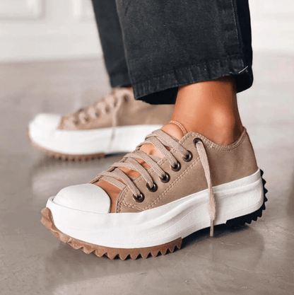 Robyn | Stilfulde Platform Dame Sneakers med Ruskindoverdel