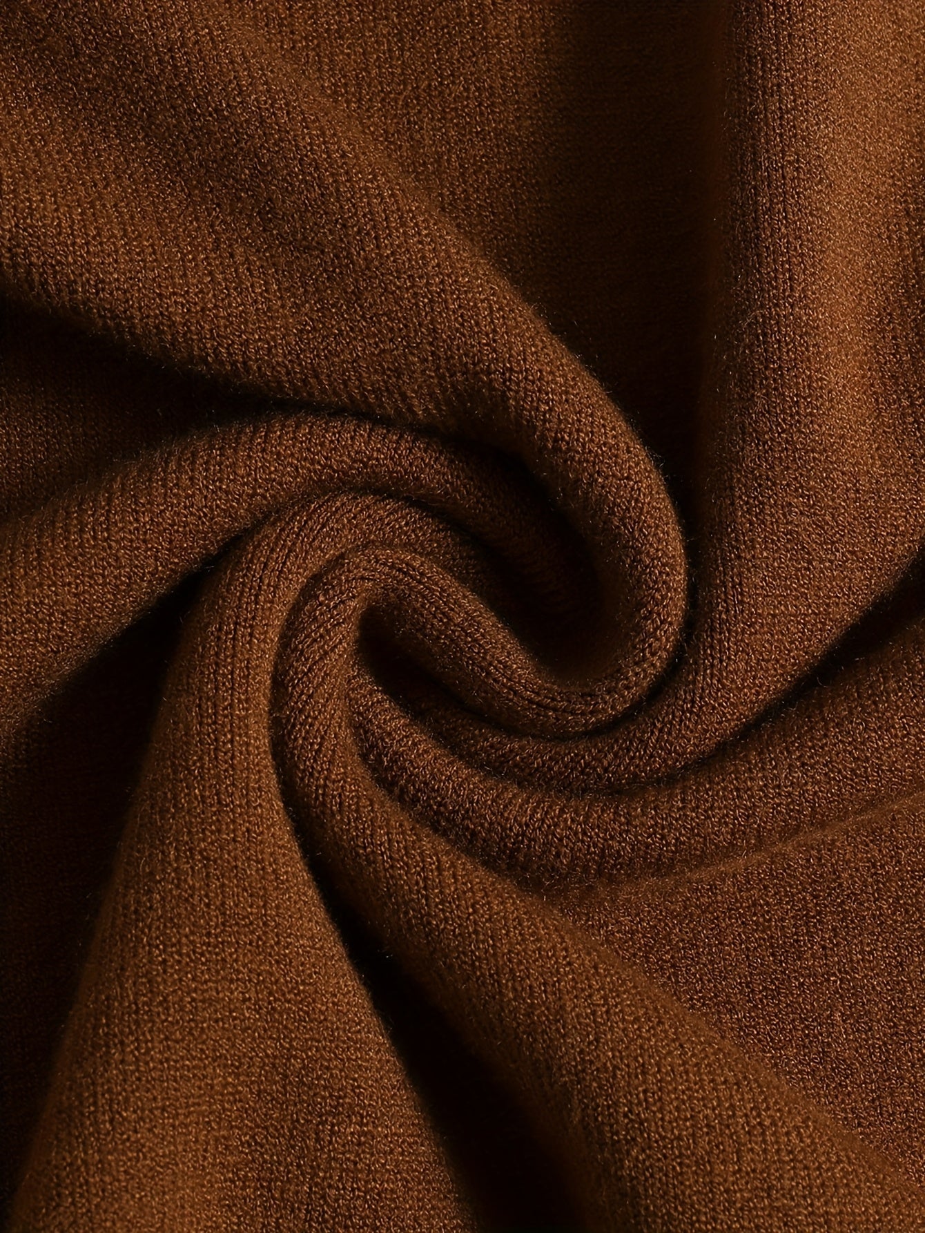 Striktrøje Herre – Pullover med høj hals og klassisk design til hverdag, arbejde og lag-på-lag i Sort og Hvid – Everett