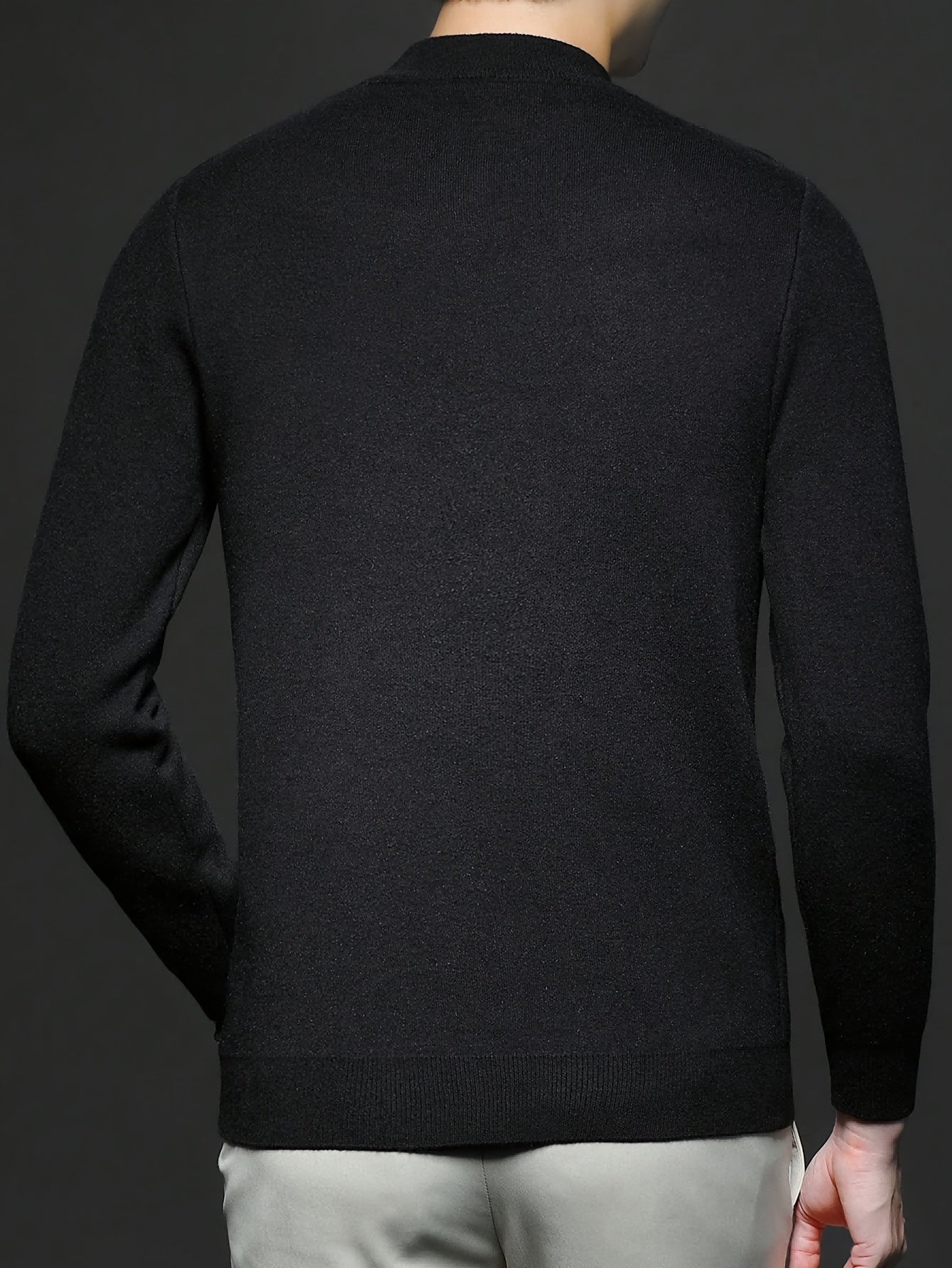 Striktrøje Herre – Pullover med høj hals og klassisk design til hverdag, arbejde og lag-på-lag i Sort og Hvid – Everett