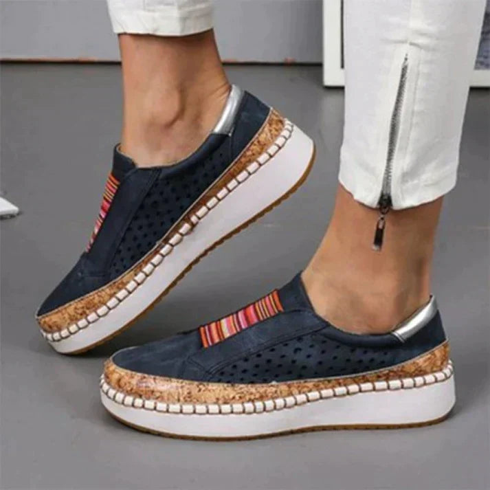 Sneakers Dame – Hverdagssko med slip-on design og perforeret overdel til hverdag, arbejde og rejse